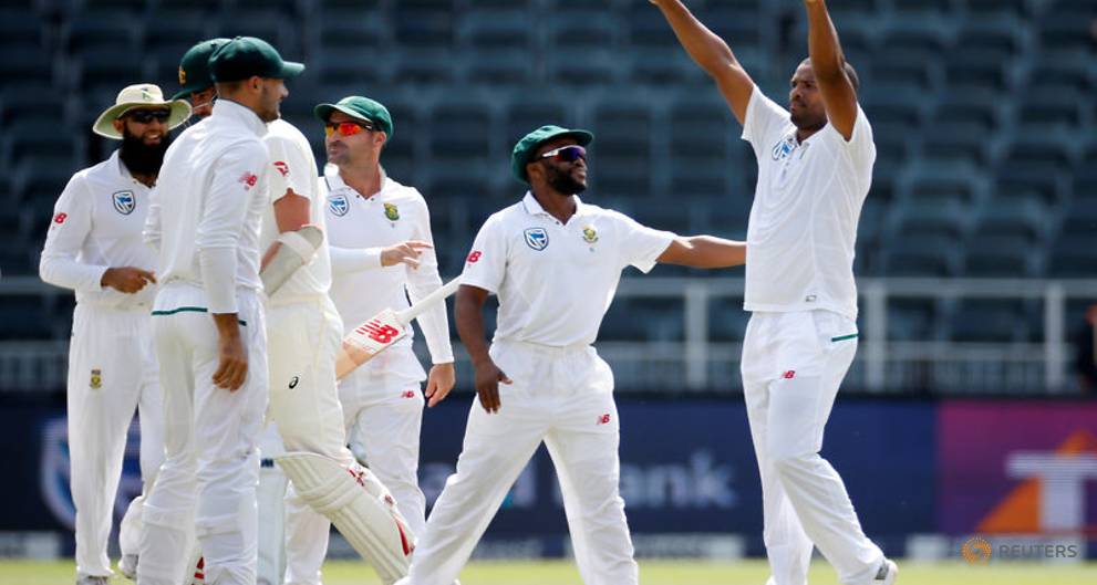 Philander sparkles as South Africa crush Australia in record win